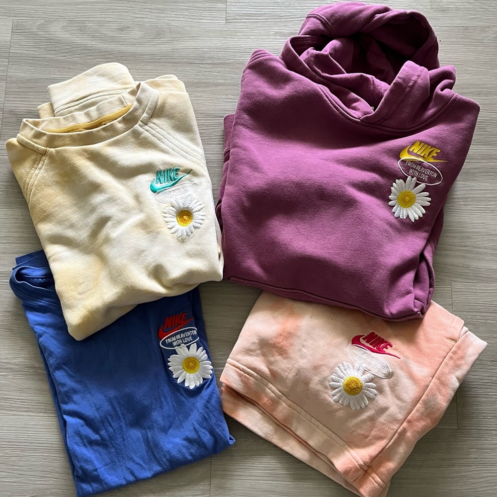 BUNDLE!! Nike Have A Nike Day: YOUTH Hoodie(L)Sweatshirt(L) T-Shirt(M) Shorts(L)